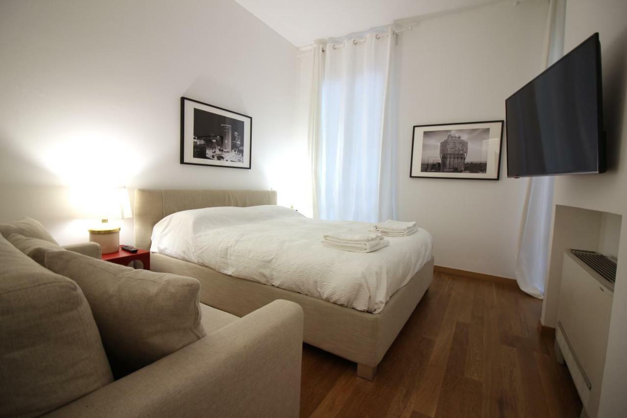 Brera - Fiori Chiari Charme Apartment Milan Exterior photo