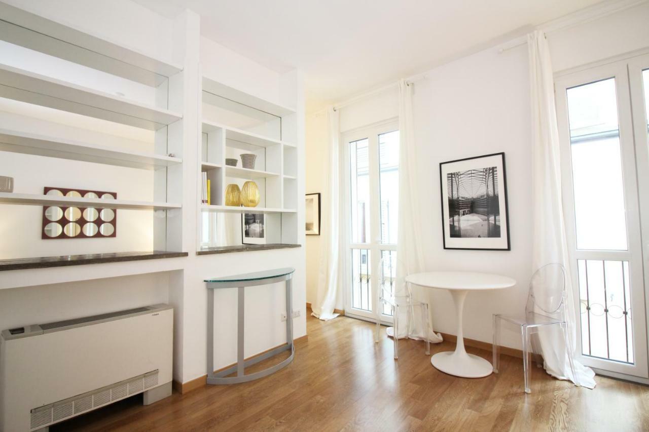 Brera - Fiori Chiari Charme Apartment Milan Exterior photo
