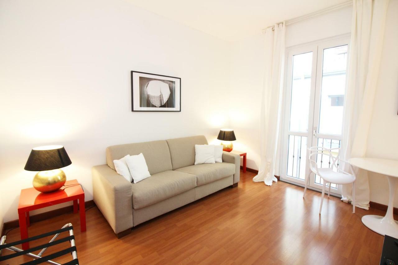 Brera - Fiori Chiari Charme Apartment Milan Exterior photo
